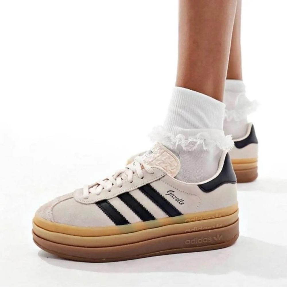 Adidas Gazelle Bold Wonder Quartz / Core Black / Core Black size 7.5